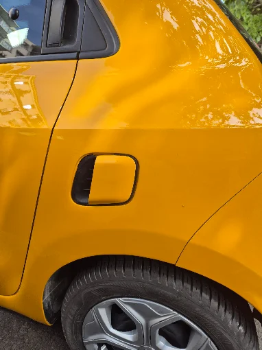 Élément de carrosserie repeint, raccord teinte d'origine