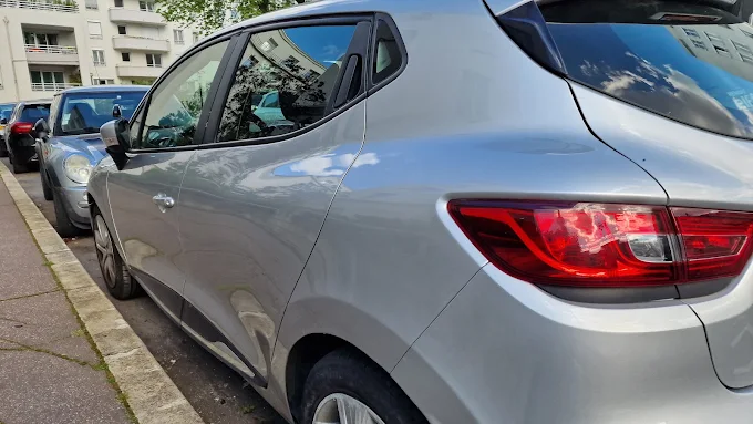 Renault Clio après carrosserie